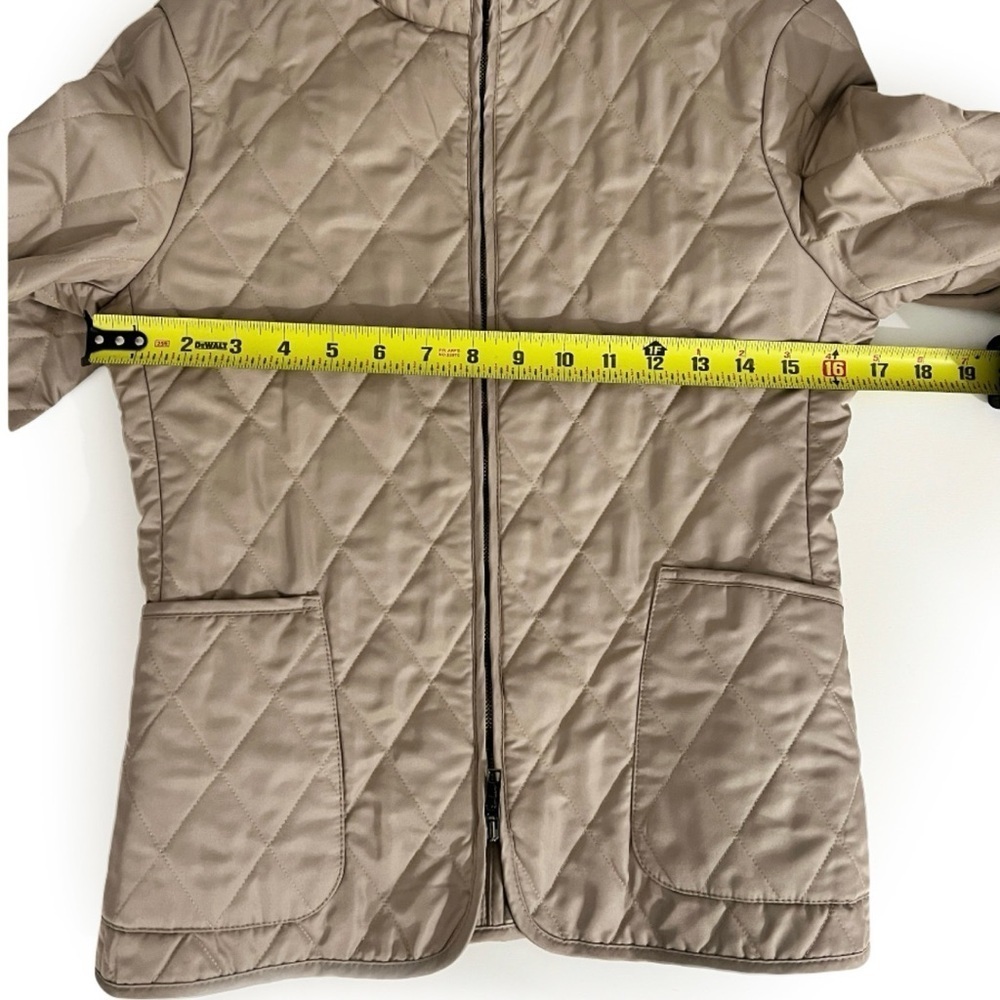 Burberry Quilted Jacket - Picture 4 of 12